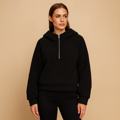 Fleece-Sweatshirt mit Kapuze und halbem Reißverschluss für Frauen - Elira