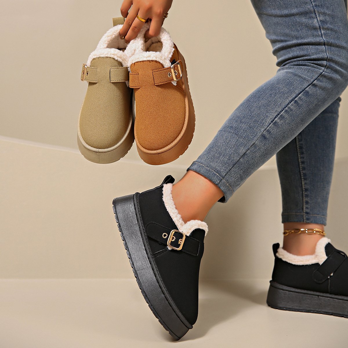 Damenstiefel mit Wildledereffekt und Schnalle - Nidia