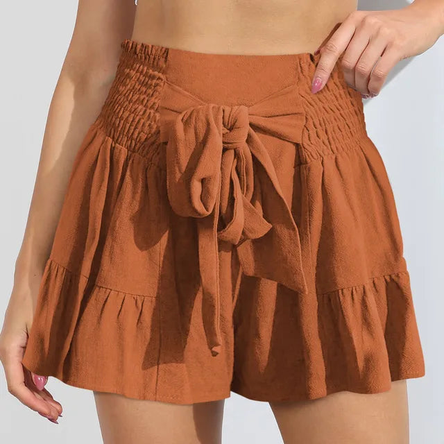 Karla - Leichte Sommershorts für schicke Frauen