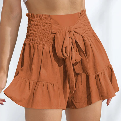 Karla - Leichte Sommershorts für schicke Frauen