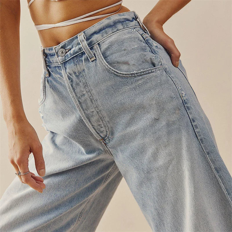 Lara - Ausgestellte Jeans mit hoher Taille