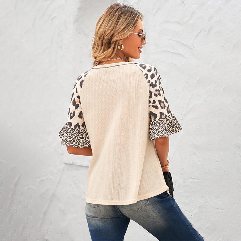 Cindy - Bluse mit V-Ausschnitt und Animalprint