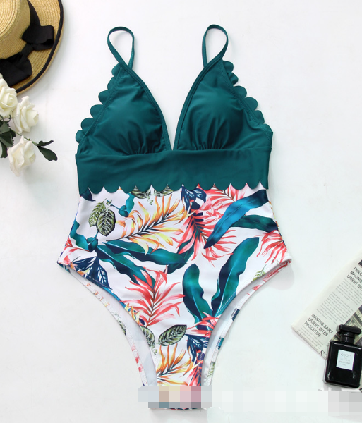 Ocean Chic - Bikini-Set mit gerafftem Saum und Blumendruck